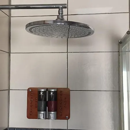 D'hote Chez Thomas Et John Gæstehus 3*